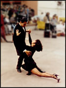 Pareja bailando Tango